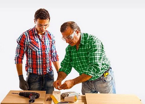 Une grande enseigne comme Leroy-Merlin organise des cours de bricolage de qualité - doc. Leroy-Merlin