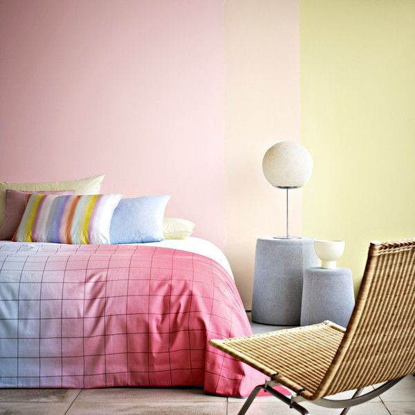 Une harmonie des couleurs dans les tons pastel invite au repos - Peintures Dulux Valentine