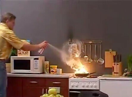 Un extincteur léger à mousse peut permettre de circonscrire rapidement un départ de feu dans la cuisine - Doc Amazon