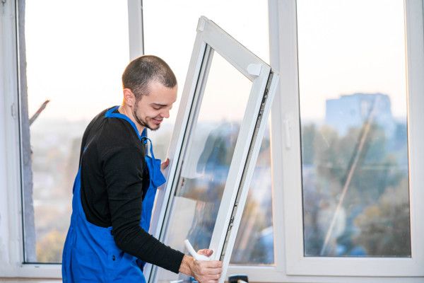 Pose de nouvelles fenêtres : les atouts de chaque matériau
