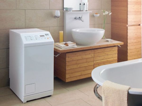 Le lave-linge trouve souvent sa place dans la salle de bains - doc. lebonpanier.fr