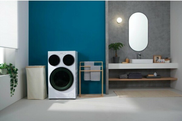 Cette machine à laver à trois tambours constitue une véritable révolution dans le secteur des lave-linges - doc. Candy