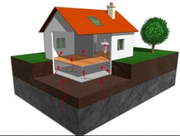 Le radon s'infiltre dans les parties basses de la maison - doc. Pr&eacute;vention BTP