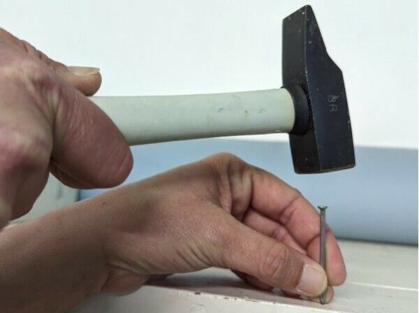 Clous et vis : la quincaillerie d'assemblage